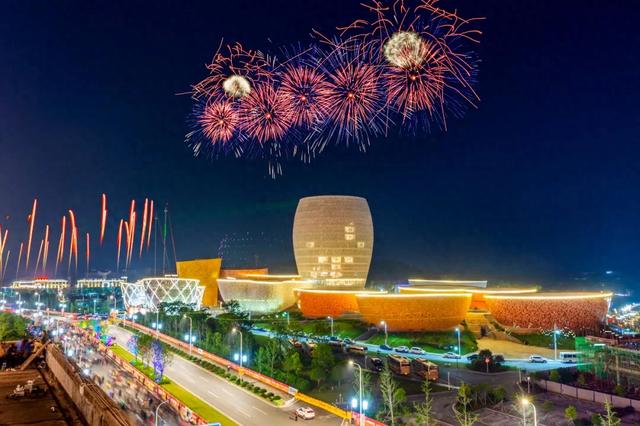 从工业旅游，看醴陵一座城市的“硬核”与“温情”