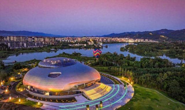 玩转“低空之城” 重庆梁平陪你过新春