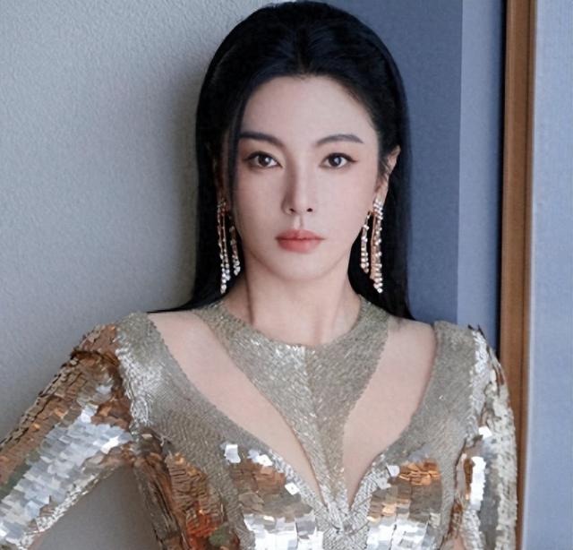 代孕只是“冰山一角”！张雨绮更多猛料被扒出	，放纵的代价太大