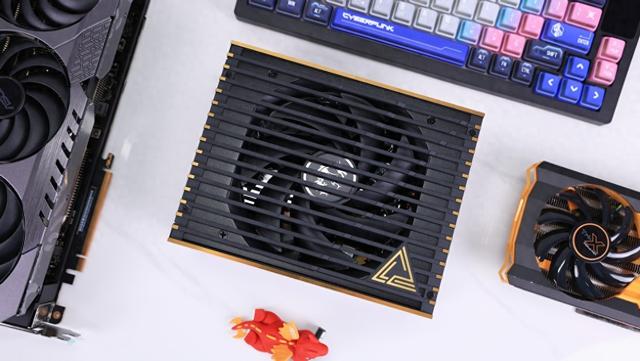 电源也有土豪金？微星MEG Ai1600T PCIE5旗舰电源上手体验
