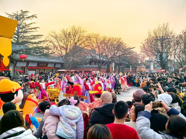 华清宫盛唐国潮“闹”新春 节后热度“不打烊”