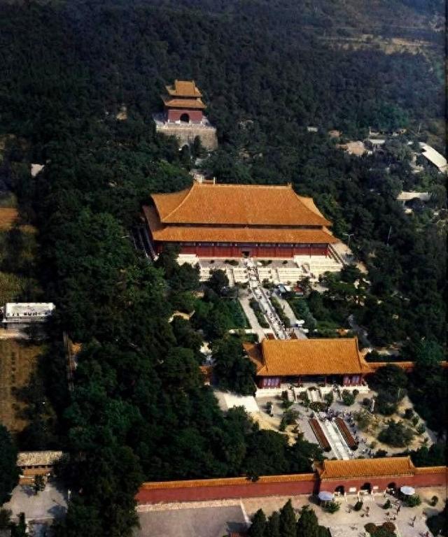 80年代，航拍视角下的北京城，太壮观了！