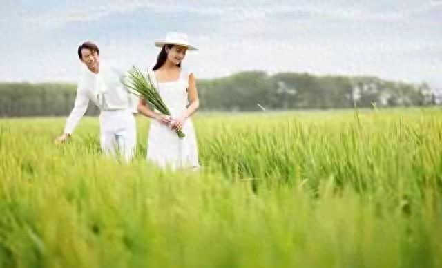 两性关系，惊人发现，60岁与异性靠近，根本不是桃花运！而是这个