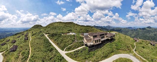 独山:“野奢”治愈见惯繁华的心