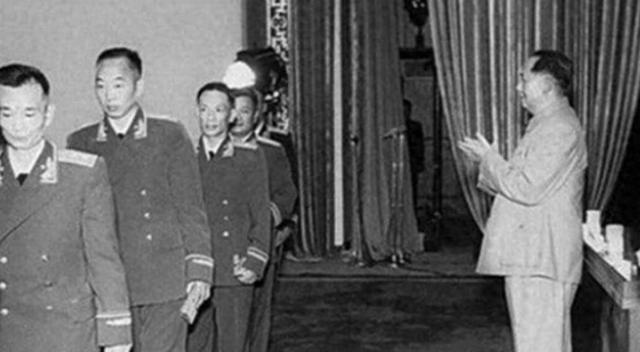 三国志之关羽铁沙掌（开国将帅里十大武林高手）