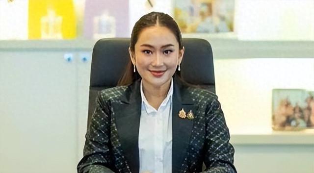 真被洪森说中！泰总理刚上岗，中国特使出面交涉，76岁他信被隔离