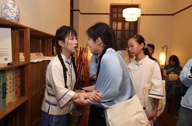 大武汉一日 | 很多武汉人去过！不少演员陪你一起玩