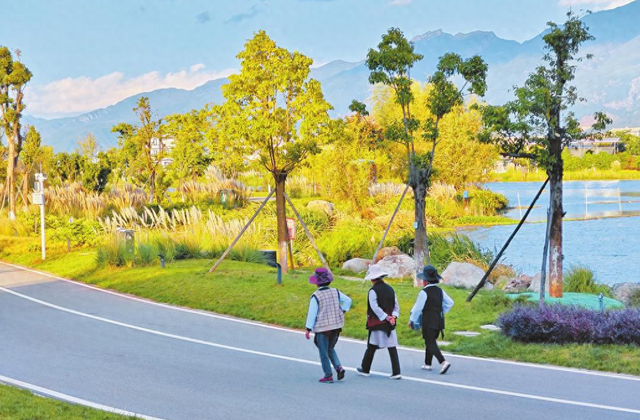 大理鹤庆：湿地展新颜 美景引客来