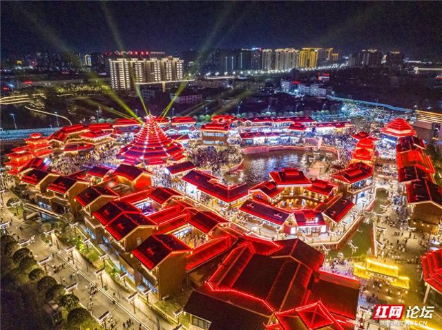 【每日一图@湖南】国庆夜游鹤城区，遇见福地怀化的浪漫