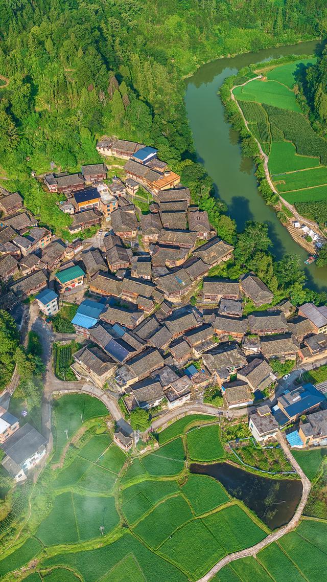 真正该被淘汰的，不是民宿，而是“景区思维”