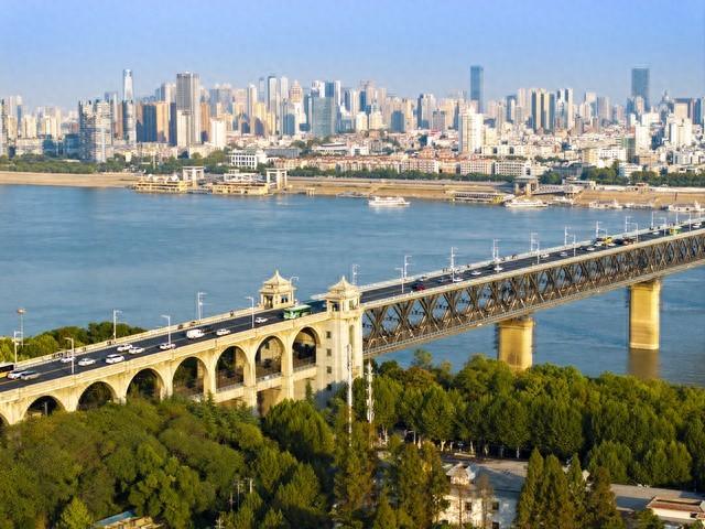 江城武汉，有多少座跨江大桥？