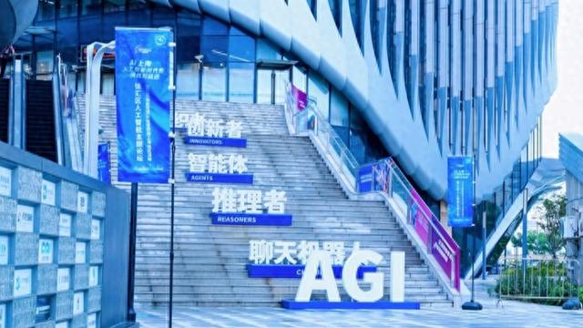 如何理解大数据与信息安全？从某航空公司堵住每年丢失上千万元毛毯漏洞说起