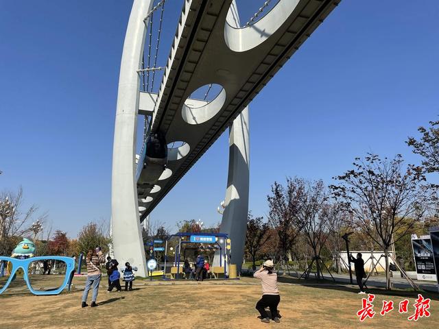 外交部发言人两次推介，海内外游客纷至沓来，新地标“圈粉”，大武汉“出圈”