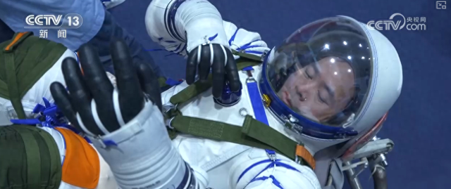 “70后”“80后”“90后”，出征！神舟二十一号乘组“跨界”也精彩