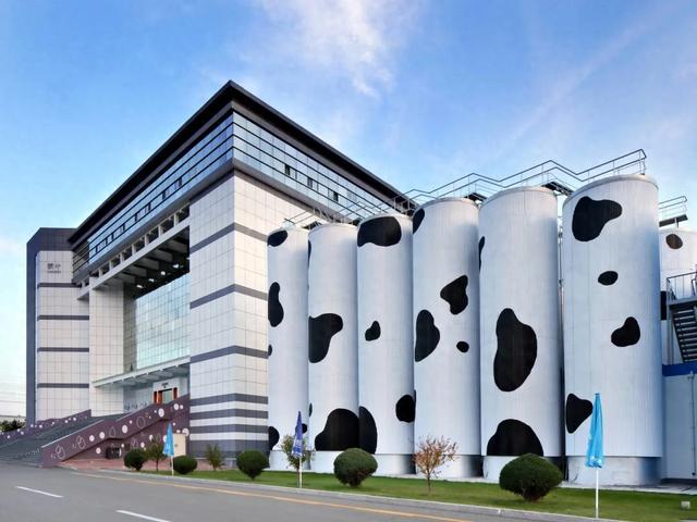 跨界文旅,蒙牛也来抢旅游的生意了