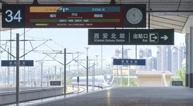 这座省会城市高铁站,客流再创新高!