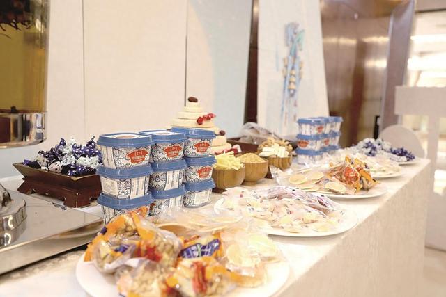 达茂旗冬季那达慕暨第二届卧食文化活动推介会举办