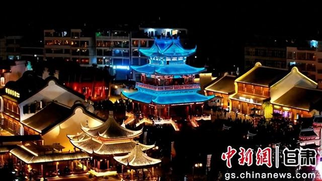 武都：国庆假期夜经济升温