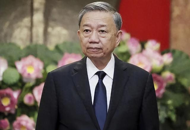 首相大位还没坐热，高市早苗就先收到“噩耗”？中国打破惯例，局面比想象中的更严重！