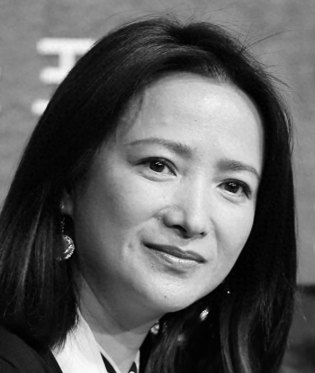 著名导演庞好、演员常戎追忆何晴：她有一种天然去雕饰的美