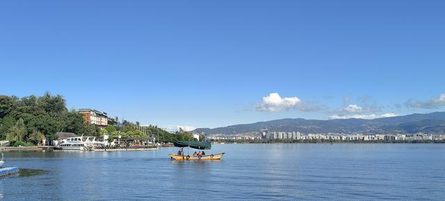 西昌，北方人“候鸟式”迁徙越冬的栖息地，四组密码帮你解锁缘由