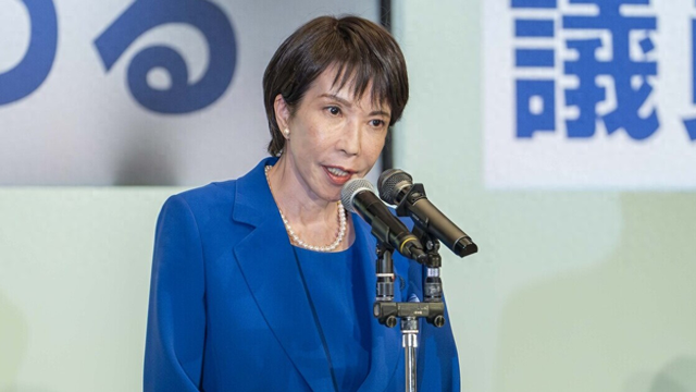 首相之位不保？川普发出警告，高市迎来两大噩耗，现在求饶已晚了