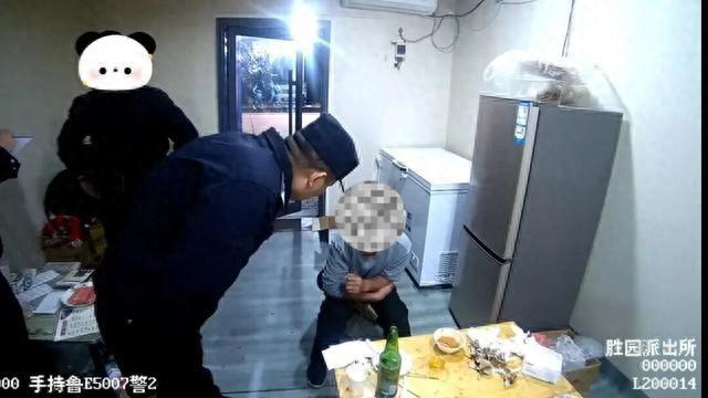 快乐餐馆游戏破解版（小伙豪气点菜不差钱）