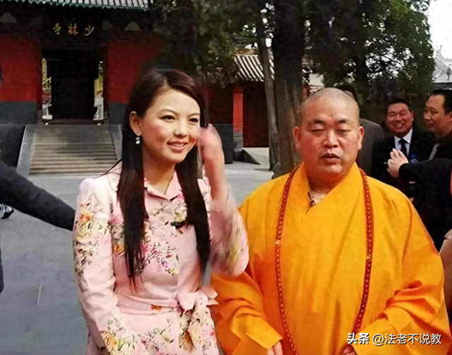 李敖没说谎，看08年李湘拜访少林寺旧照，才发现释永信面相早变了
