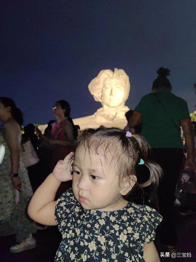一人带仨娃逛长沙：我们是团结的小分队