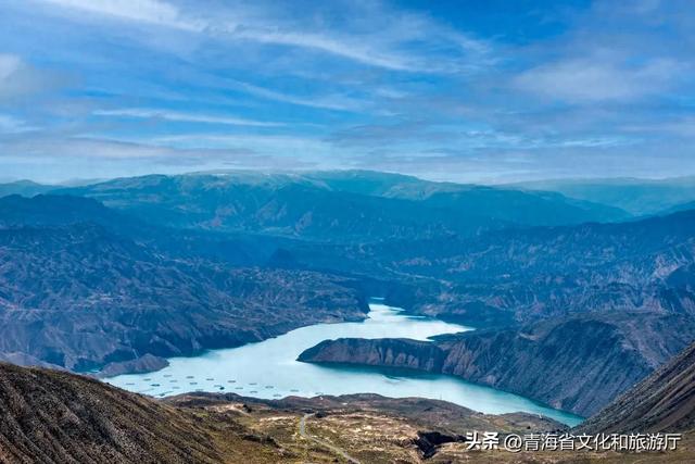 双节假期去哪儿？青海龙羊峡！秋日山湖+渔火星光，朋友圈高赞全拿捏~