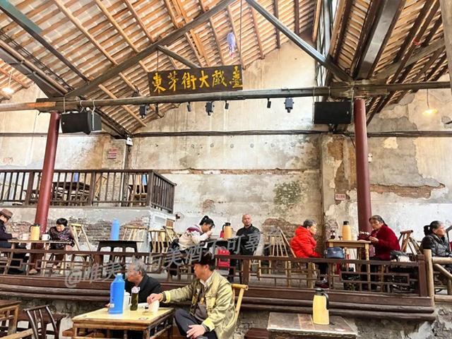 走马观花逛长沙，去完东茅街，再访机场火宫殿：臭豆腐正宗吗？