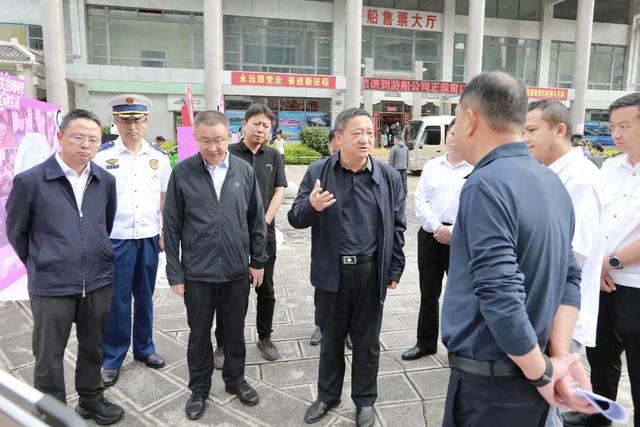 杨国宗在大理市调研旅游市场秩序整治等工作
