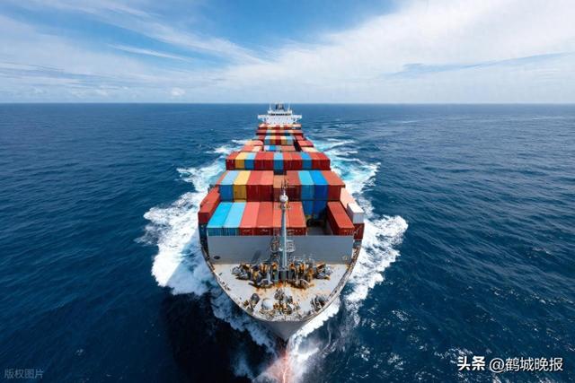 中国向海图强添利器！FLNG 提前交付，国际同行叹服不已