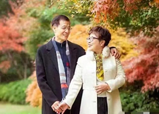 男人过了六十，别怕好色，这是最高级的活力