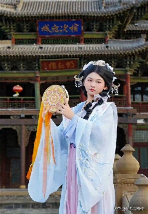 （征文）安宁小学六（4）班许曦诺：青石板上，拾一段怡然慢时光——最美的一天之榆次老城游记
