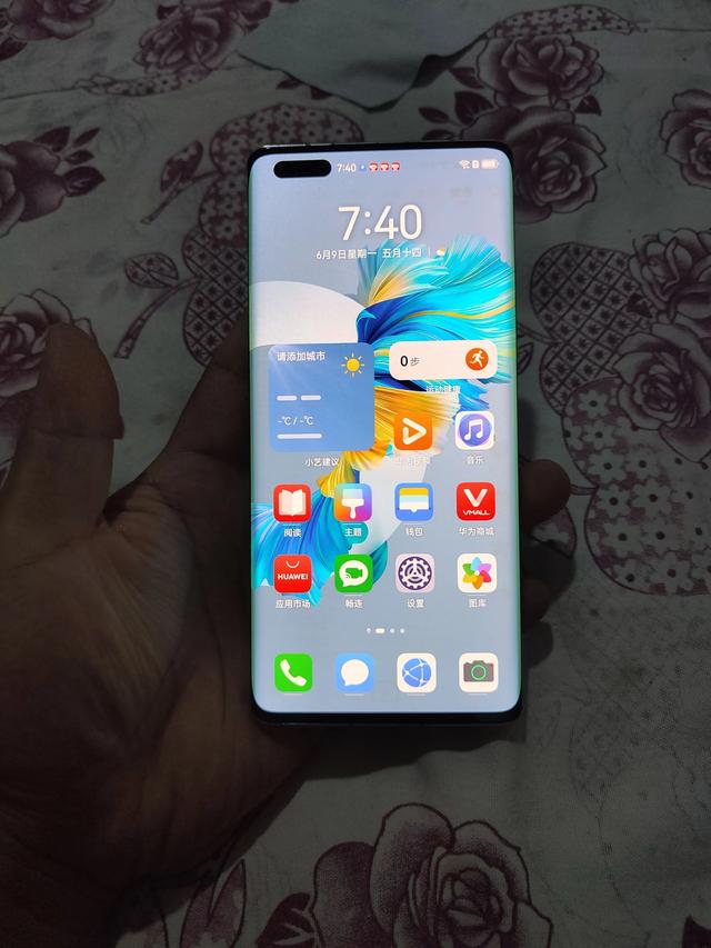 华为Mate 40 Pro现在还有人在用嘛？