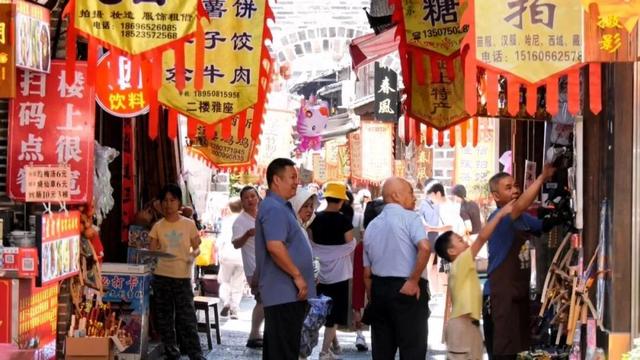 长假“余额”不足 长汀古城“热度”不减