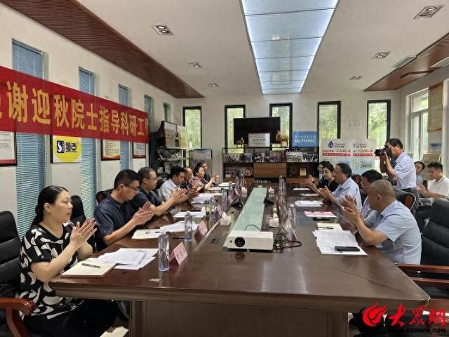 哈萨克斯坦共和国工程院院士来菏考察 与菏泽企业开展产学合作