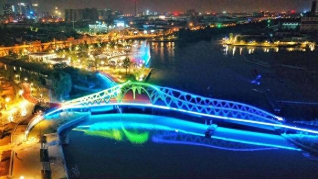 点击播放“水岸音乐节”主题游歌单，听青浦新城为你奏响秋日乐章