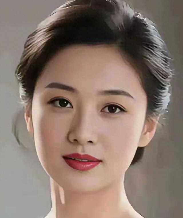 搞定40岁女人的最好方式：喂饱她的两个需求，让她对你死心塌地
