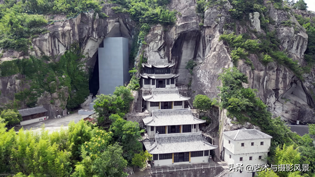 1500年历史的“地下迷宫”：一座从百万吨岩石中凿出的隐秘世界