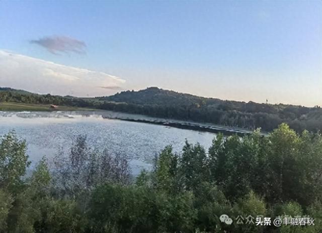 世外桃源般的桃山湖｜ 李芳