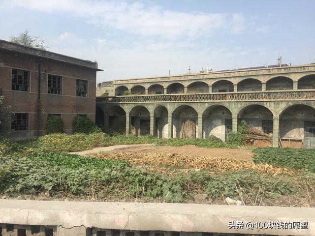 井陉废弃建筑之岩峰卫生院（旧址）