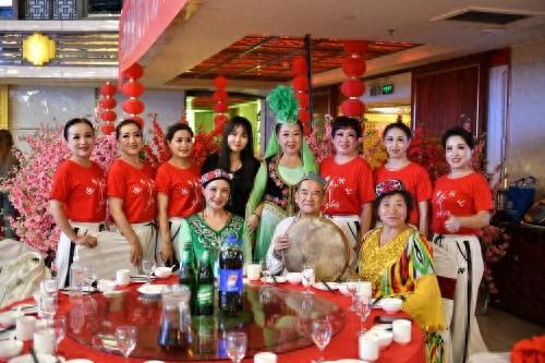 幸福之家旅行社开启定制家庭旅游新篇章，“走亲式”服务温暖相伴