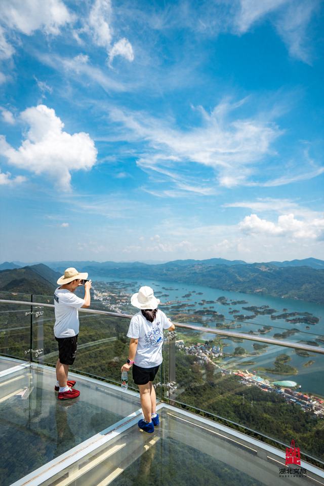 湖北一地宣布：凭球票免费游景区