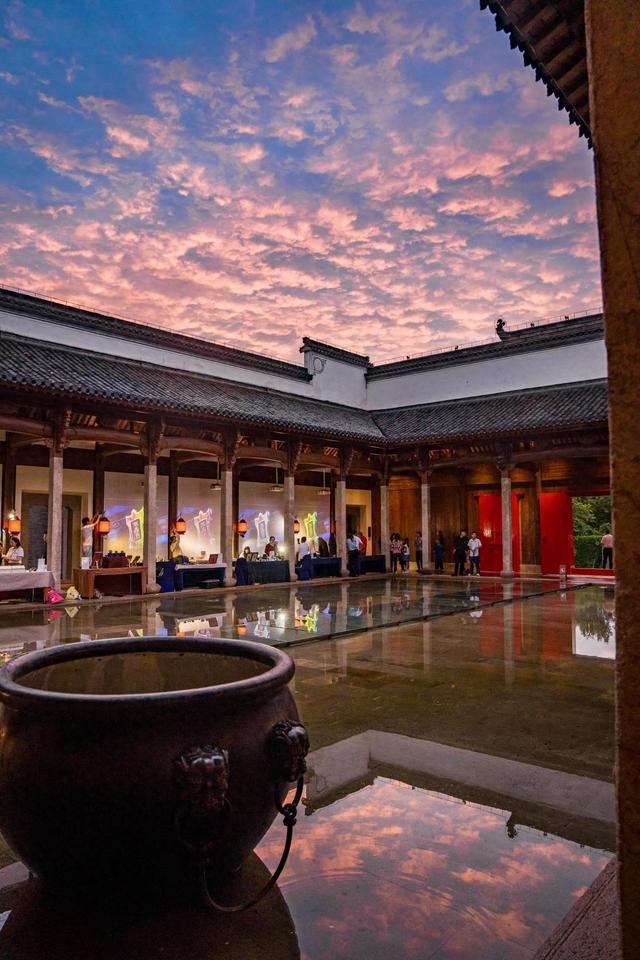 美美逛吃，景德镇陶溪川创意集市北京“出圈”