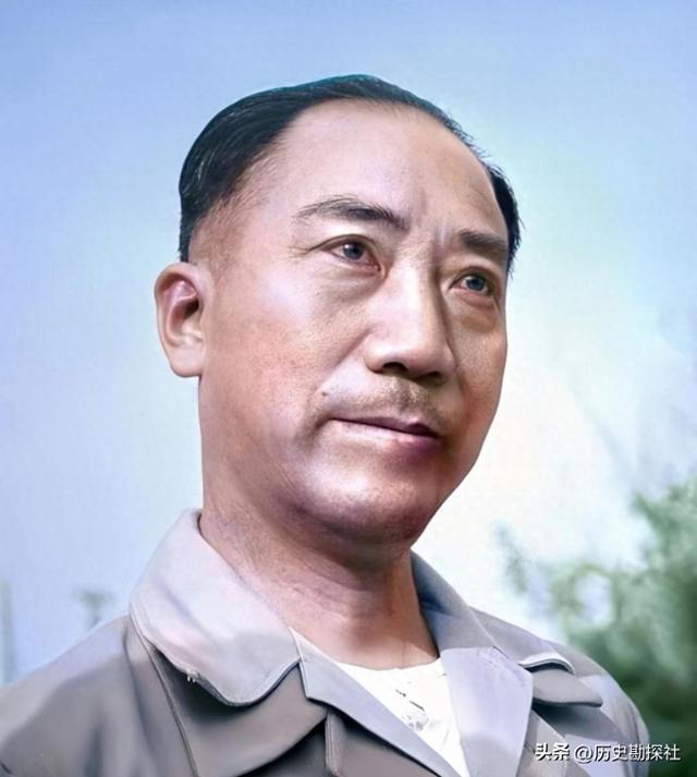戴笠孙女戴眉曼有多美？长相甜美打扮时髦，与母分别四十年才重逢