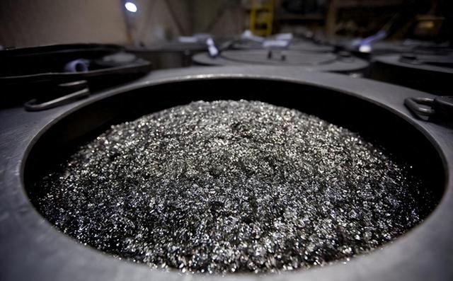 特朗普向全球发出通牒：180天内必须对中国动手，不帮忙就加税