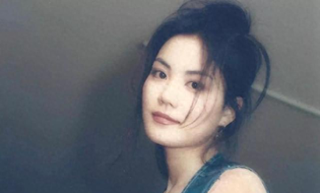 王菲也没想到，离婚26年，窦唯又给她上了生动一课，窦靖童没说谎
