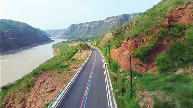 一路望山河 乡宁擦亮名片迎客来